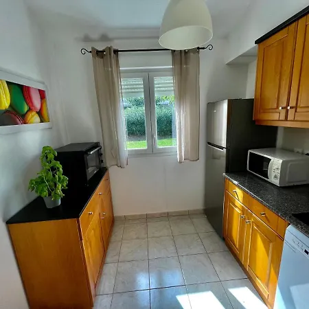 Hébergement de vacances House *